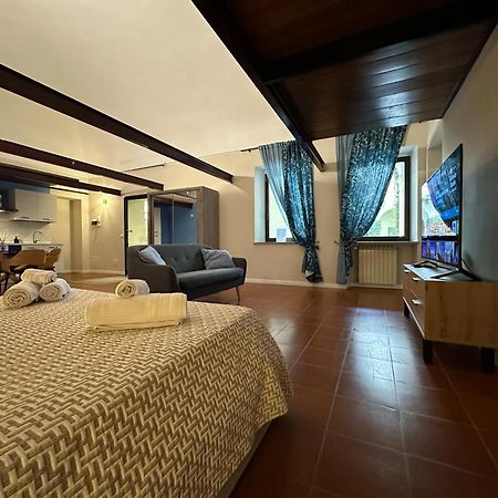 Center One By Cinelli Apartment Vercelli Luaran gambar