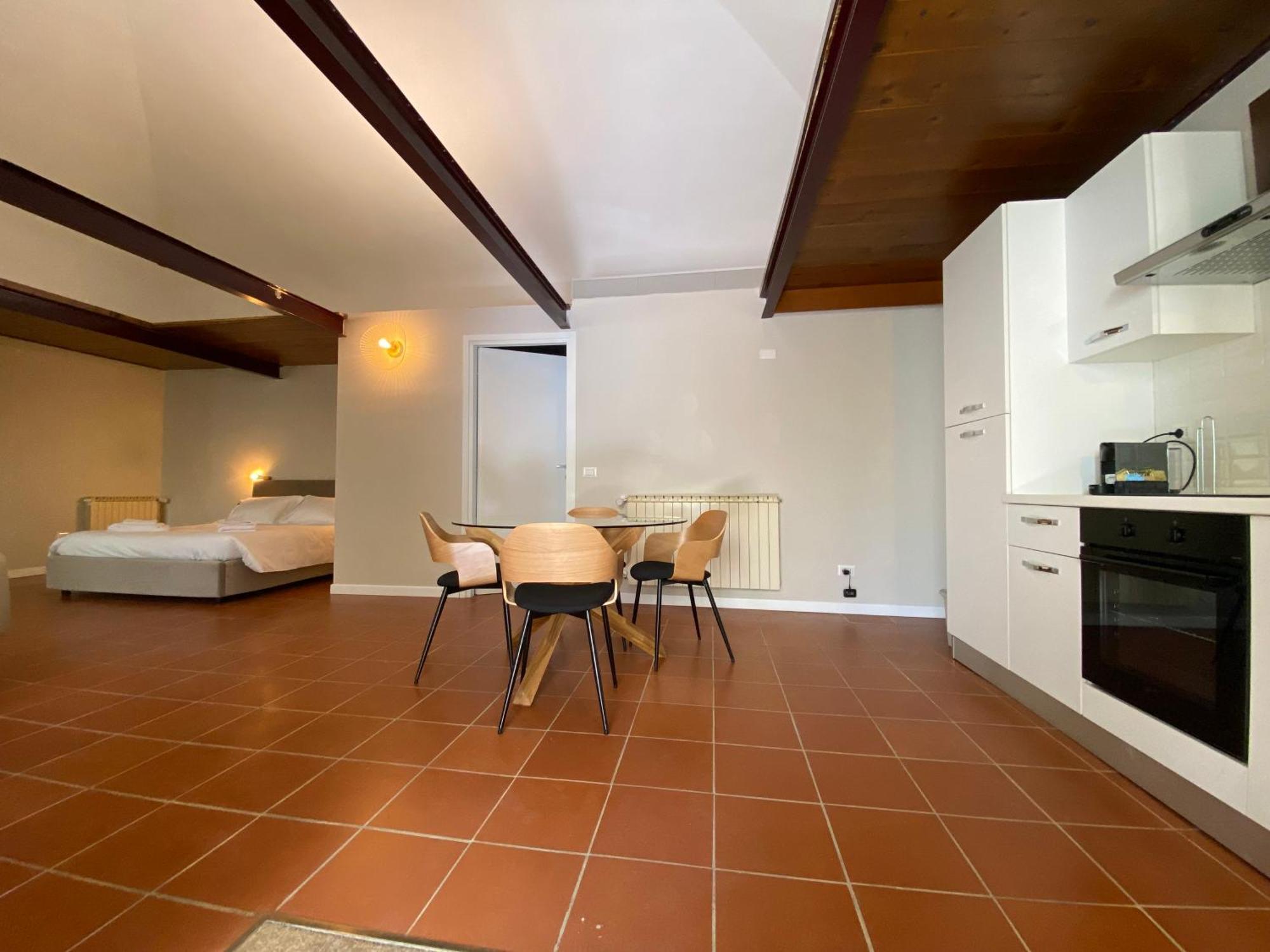 Center One By Cinelli Apartment Vercelli Luaran gambar